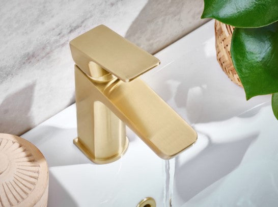 Kraft Muro Mono Basin Mixer - Brushed Brass